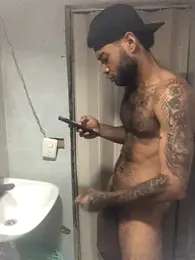 AXionX webcam stripchat model stream image