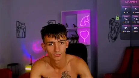 tobi_yours webcam model stream image