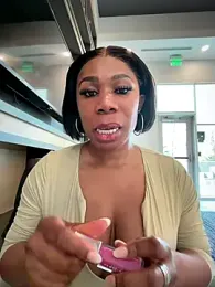 Belle___ webcam model stream image