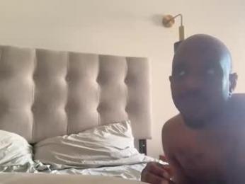 elvyxjames webcam model stream image