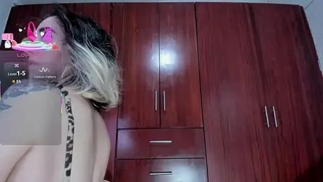 carly_grasso webcam model stream image