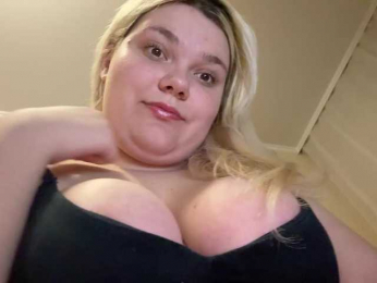 esleyy-boobs webcam model stream image