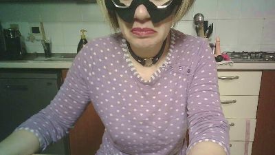 monellaebella webcam model stream image