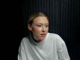 maidagornall webcam model stream image
