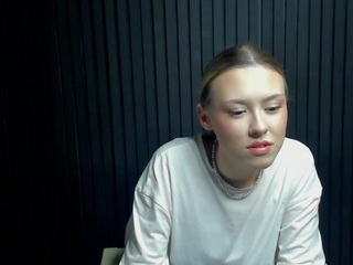 maidagornall webcam model stream image