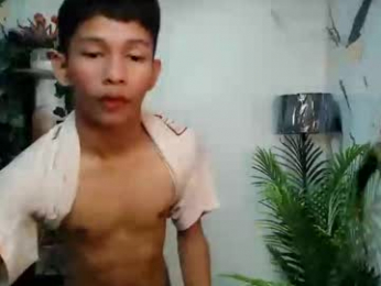 chick_renz webcam model stream image