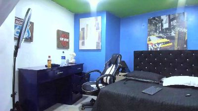 IronTouchh webcam model stream image
