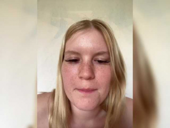 Amelia2004 webcam model stream image