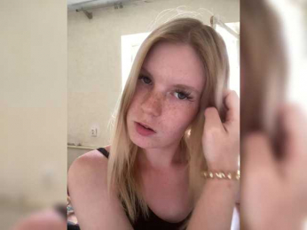Amelia2004 webcam bongacams model stream image