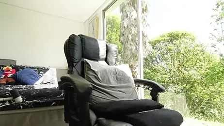 DimitriSullivan_ webcam model stream image