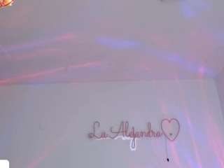 alelennoxxx webcam model stream image