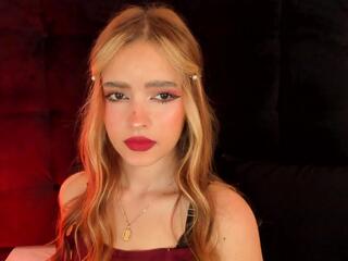 Isabelle Sttorm webcam model stream image