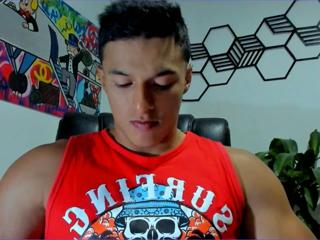 Derry Adams webcam model stream image