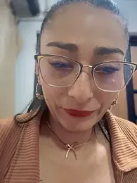 _Bella-Office1 webcam stripchat model stream image