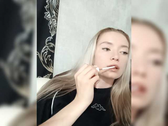 Yanusika webcam model stream image