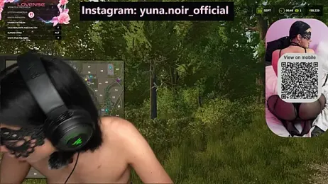 Yuna_Noir webcam model stream image