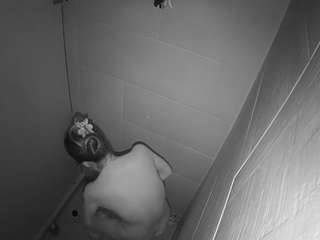 voyeurcam-jb-shower-1 webcam camsoda model stream image