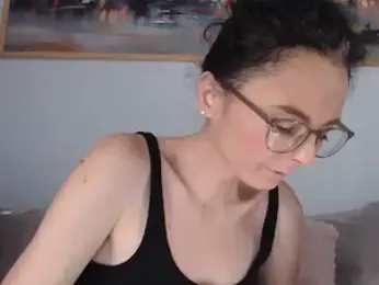 cleophee webcam model stream image