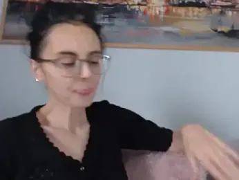 cleophee webcam model stream image