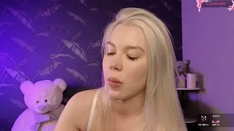 Lolly_girll webcam stripchat model stream image