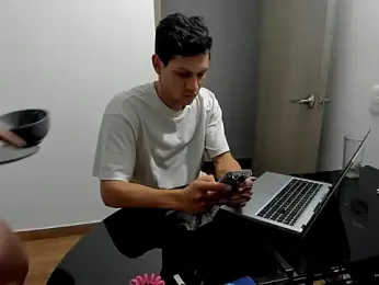 Girl-and-boy_ webcam model stream image