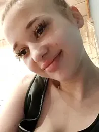 Juice_Bunny webcam stripchat model stream image