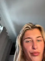 BabyBluexox webcam stripchat model stream image