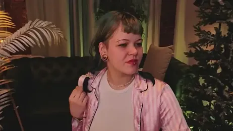 HelyEre webcam model stream image