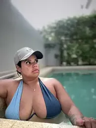 AliceStarshine webcam model stream image