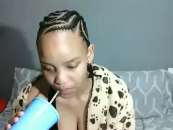 SmallSlut5 webcam model stream image