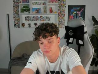 Tyler Mint webcam model stream image