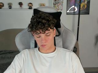 Tyler Mint webcam model stream image