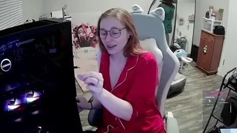 LilyFoxxx webcam model stream image