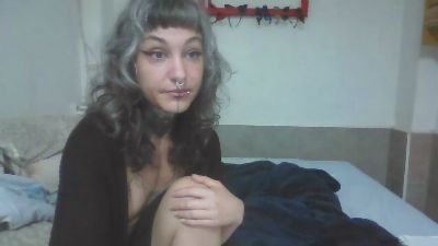 UrValkyrie webcam model stream image