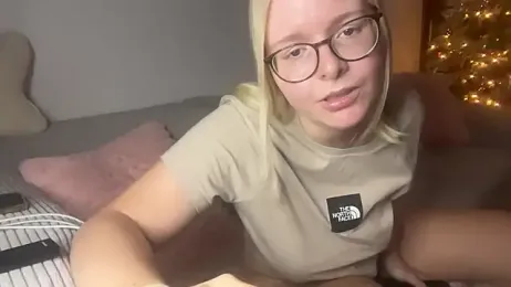 LucyFoxLulu webcam stripchat model stream image