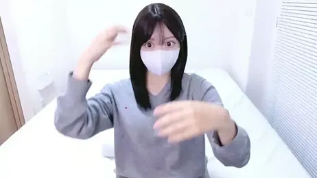 Yurie_ webcam model stream image