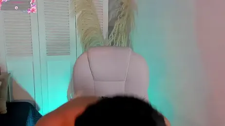miilo_wolf webcam model stream image