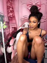 mismialove webcam model stream image