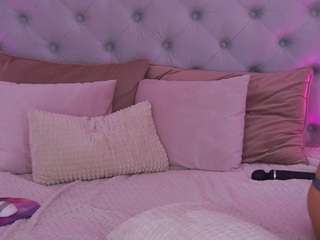 gracehotdavies webcam model stream image