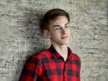 DmitriyChernov webcam model stream image