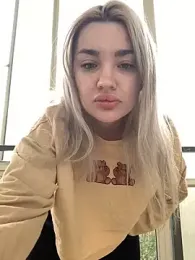 Sextazy webcam model stream image