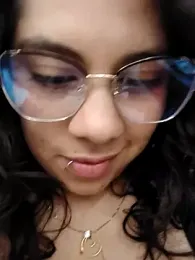 RummyVale webcam model stream image