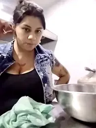 RummyVale webcam stripchat model stream image