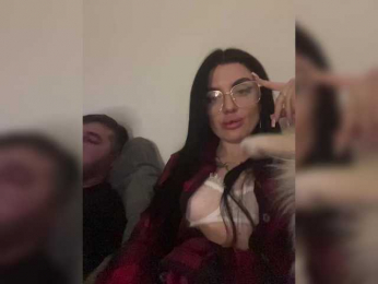 Sofiiiic webcam model stream image