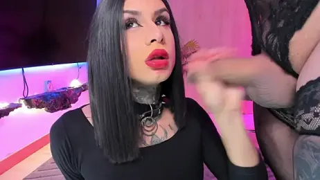 luxyshy webcam model stream image