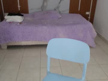 cristal_fox3 webcam chaturbate model stream image