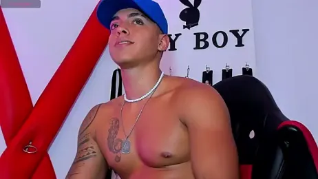 AdriianLopez webcam model stream image