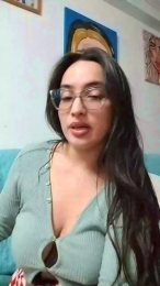 Latinaakita4 webcam model stream image