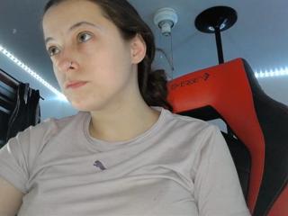 Bambi Bi webcam model stream image