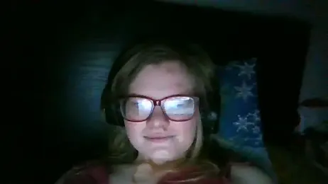 Moonolighta webcam model stream image